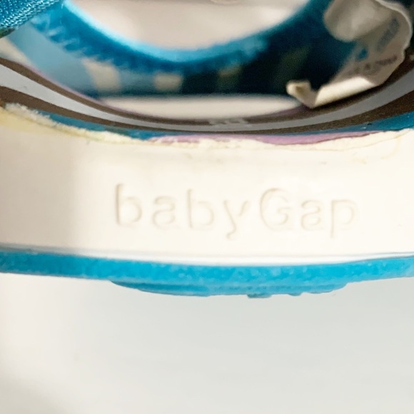 Gap Neoprene Sandal Water Shoes Velcro Closure - Picture 7 of 10